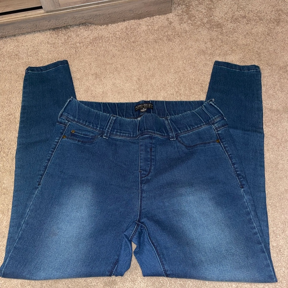 Dark denim stretch jeans